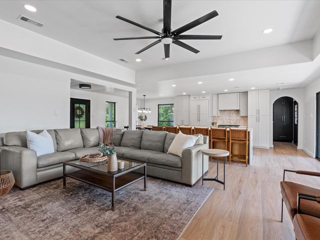 946 Burke Road, Gunter, TX 75058