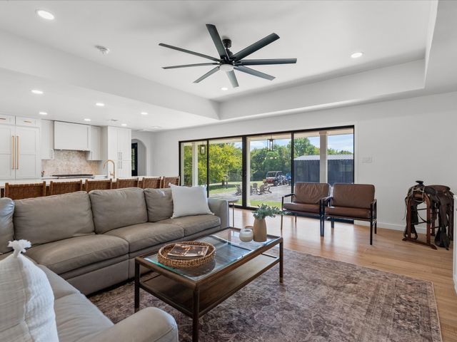 946 Burke Road, Gunter, TX 75058