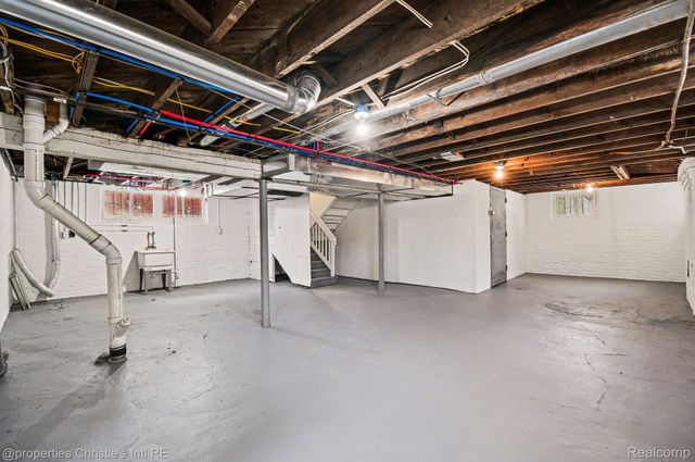 3873 Iroquois Street, Detroit, MI 48214