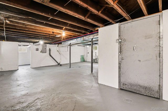 3873 Iroquois Street, Detroit, MI 48214