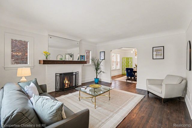 3873 Iroquois Street, Detroit, MI 48214