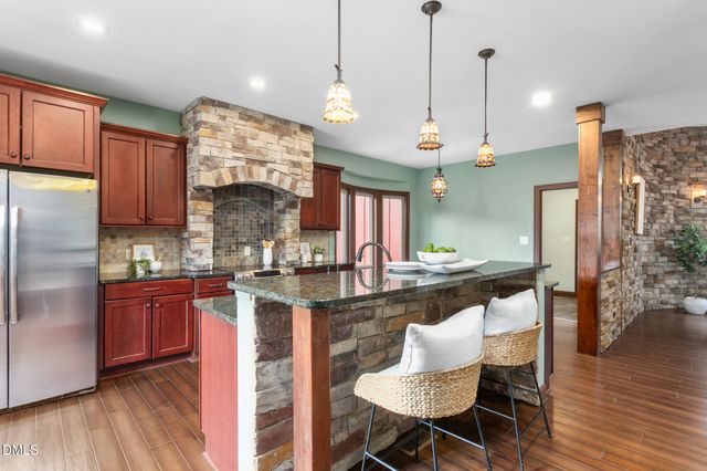 3240 Hillcastle Trail, Chapel Hill, NC 27516