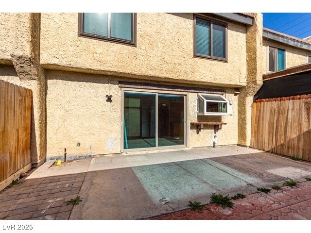 3374 China Drive, Las Vegas, NV 89121