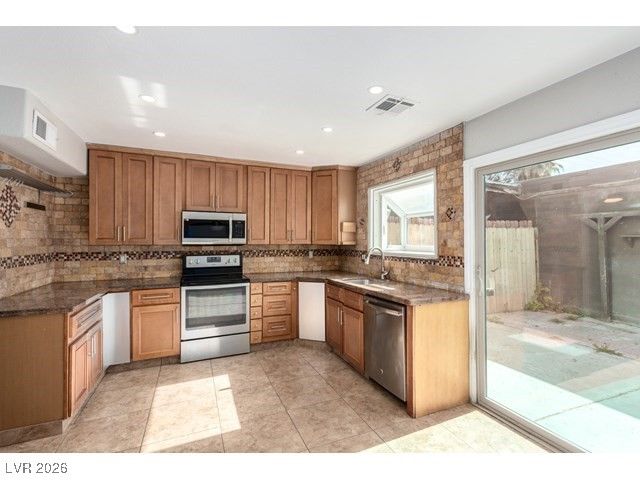 3374 China Drive, Las Vegas, NV 89121