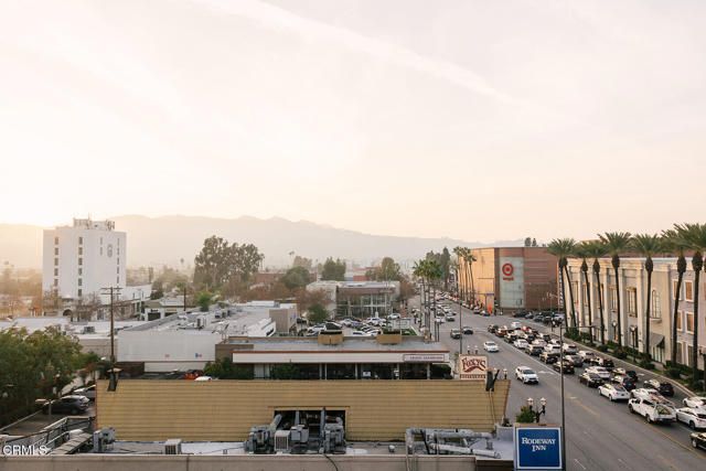 124 W Colorado Street 302, Glendale, CA 91204