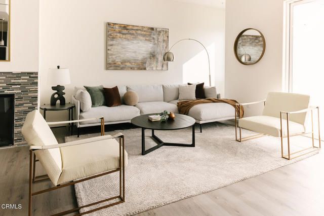 124 W Colorado Street 302, Glendale, CA 91204