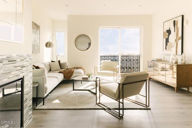 124 W Colorado Street 302, Glendale, CA 91204