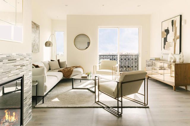 124 W Colorado Street 302, Glendale, CA 91204