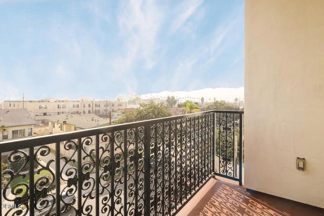 124 W Colorado Street 302, Glendale, CA 91204