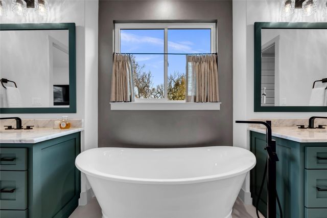 140 Riverbend, Kingsland, TX 78639