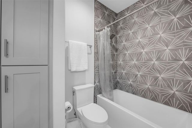 140 Riverbend, Kingsland, TX 78639