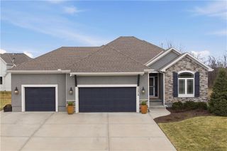 15979 W 163rd Terrace, Olathe, KS 66062
