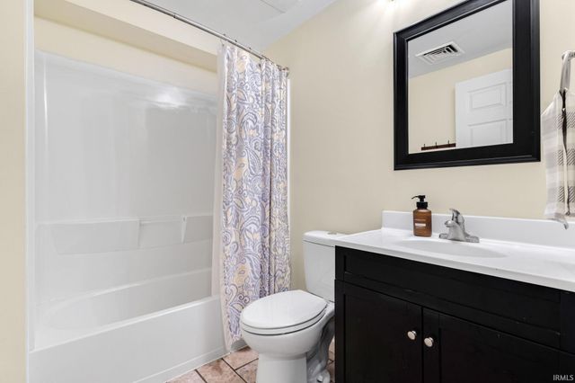 19932 Hidden Meadow Trail, Goshen, IN 46528