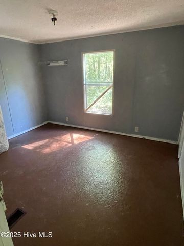 1219 Madera Place SW, Supply, NC 28462