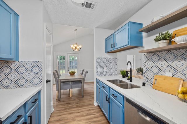 2918 Walnut Springs Drive, Katy, TX 77449