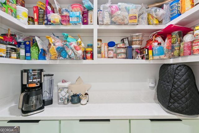 669 Arnold Lane, St. Simons, GA 31522