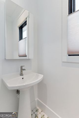 669 Arnold Lane, St. Simons, GA 31522