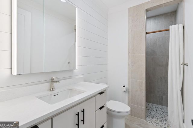 669 Arnold Lane, St. Simons, GA 31522