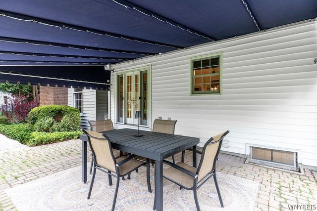 7 Fox Chapel Drive, Orchard Park, NY 14127