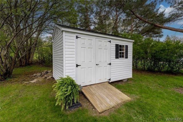7 Fox Chapel Drive, Orchard Park, NY 14127