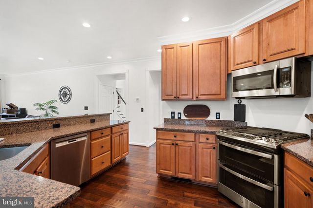 10448 WHEATLEY SCHOOL RD, Marshall, VA 20115