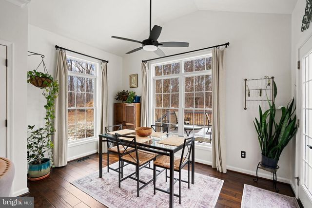 10448 WHEATLEY SCHOOL RD, Marshall, VA 20115