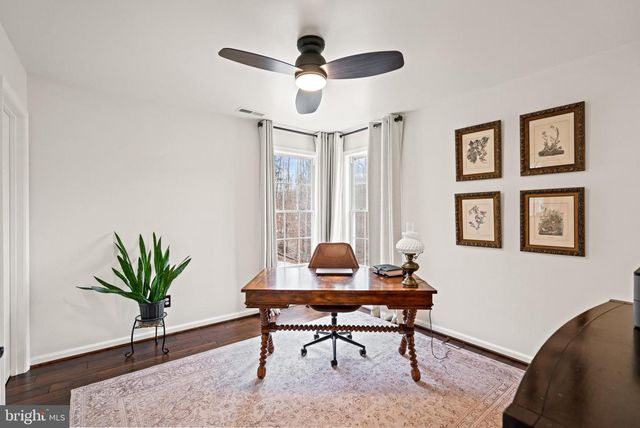 10448 WHEATLEY SCHOOL RD, Marshall, VA 20115
