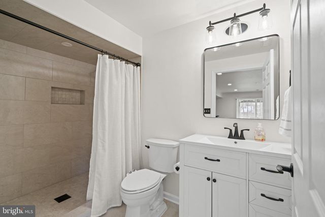 10448 WHEATLEY SCHOOL RD, Marshall, VA 20115