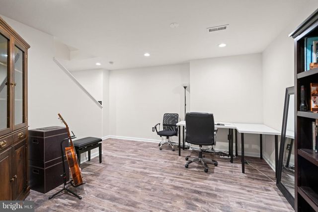 10448 WHEATLEY SCHOOL RD, Marshall, VA 20115