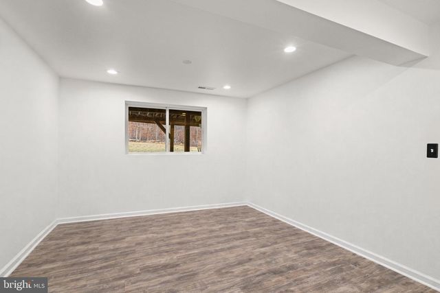 10448 WHEATLEY SCHOOL RD, Marshall, VA 20115