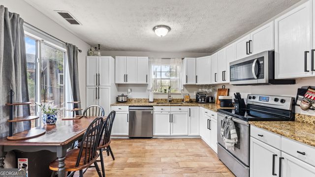 5659 Nags Head Circle, Gainesville, GA 30504