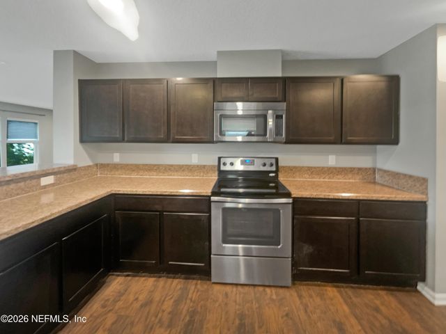 77170 COBBLESTONE Drive, Yulee, FL 32097