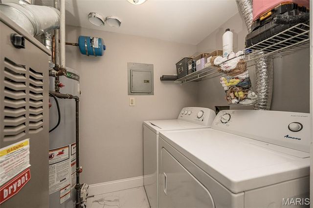 6300 Sprig Oak Court A, St Louis, MO 63128