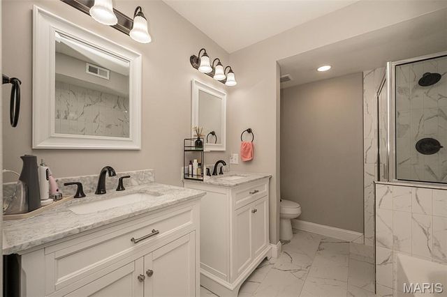6300 Sprig Oak Court A, St Louis, MO 63128