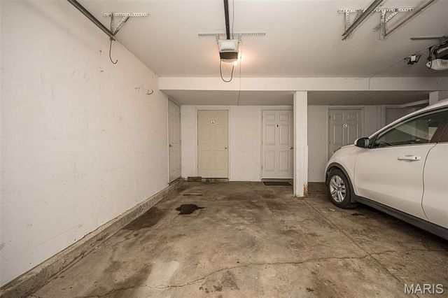 6300 Sprig Oak Court A, St Louis, MO 63128