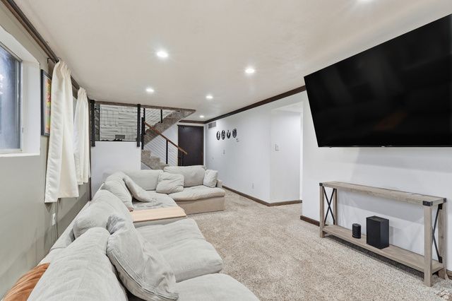 994 MOUNTAIN ROAD, Ogden, UT 84404