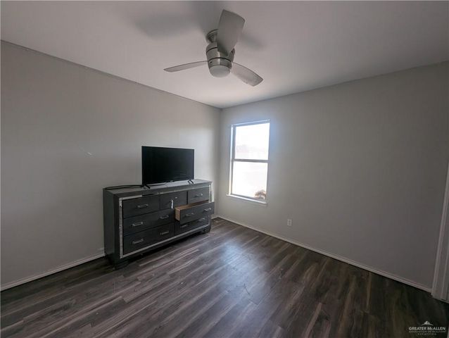 1107 S 34th Drive S, Hidalgo, TX 78557