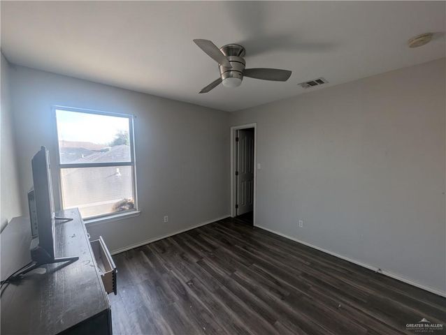 1107 S 34th Drive S, Hidalgo, TX 78557