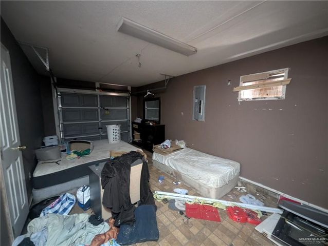 1107 S 34th Drive S, Hidalgo, TX 78557