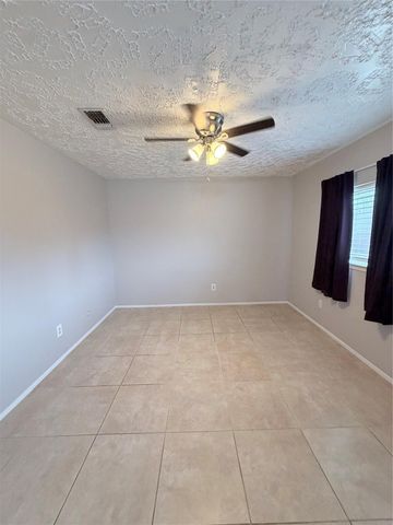 8223 Lone Bridge Lane, Humble, TX 77338