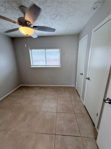 8223 Lone Bridge Lane, Humble, TX 77338