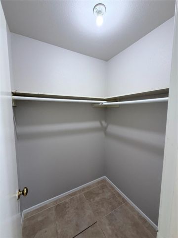 8223 Lone Bridge Lane, Humble, TX 77338