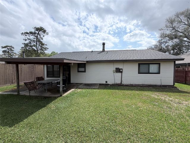 8223 Lone Bridge Lane, Humble, TX 77338