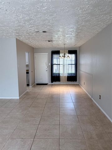 8223 Lone Bridge Lane, Humble, TX 77338