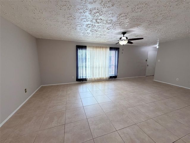 8223 Lone Bridge Lane, Humble, TX 77338