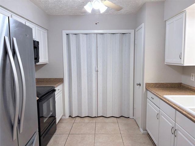 8223 Lone Bridge Lane, Humble, TX 77338