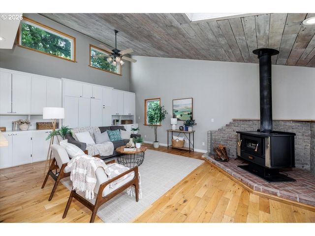 12222 Nw LAIDLAW Rd, Portland, OR 97229