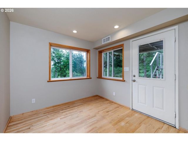 12222 Nw LAIDLAW Rd, Portland, OR 97229