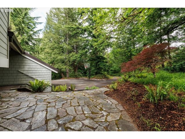 12222 Nw LAIDLAW Rd, Portland, OR 97229