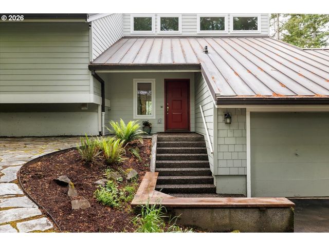 12222 Nw LAIDLAW Rd, Portland, OR 97229